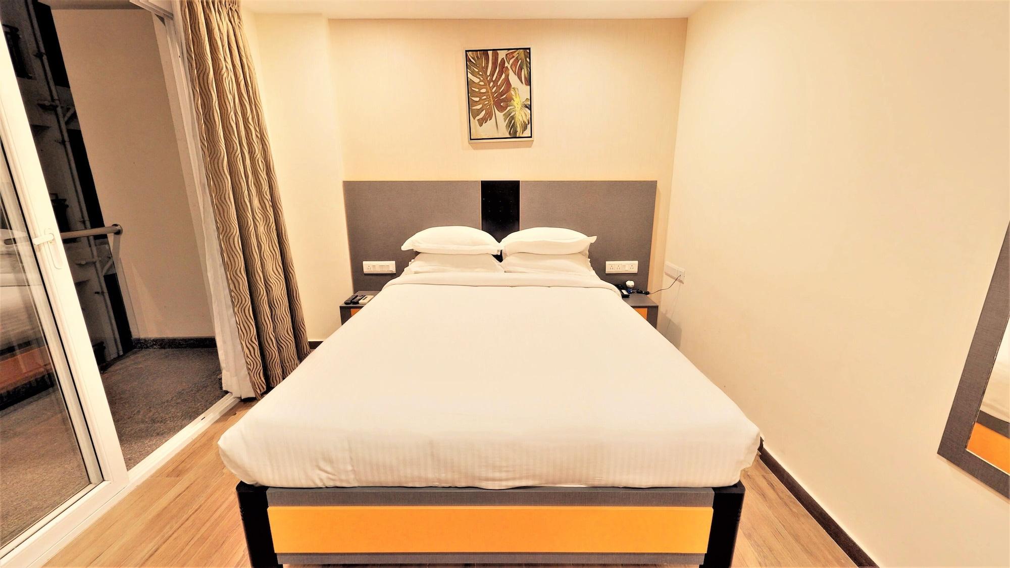 37Th Crescent Boutique Suites Бангалор Екстериор снимка