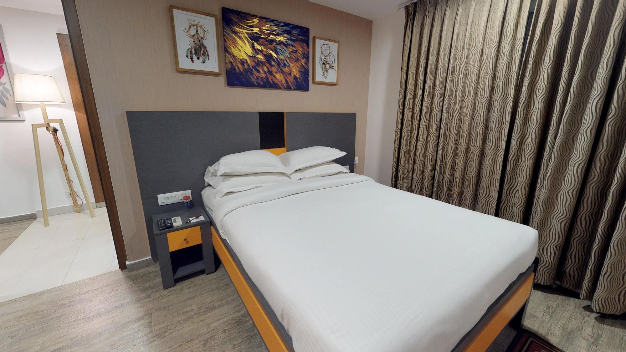37Th Crescent Boutique Suites Бангалор Екстериор снимка