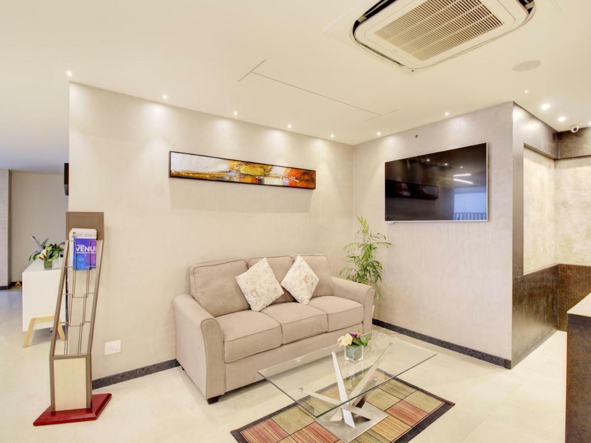 37Th Crescent Boutique Suites Бангалор Екстериор снимка