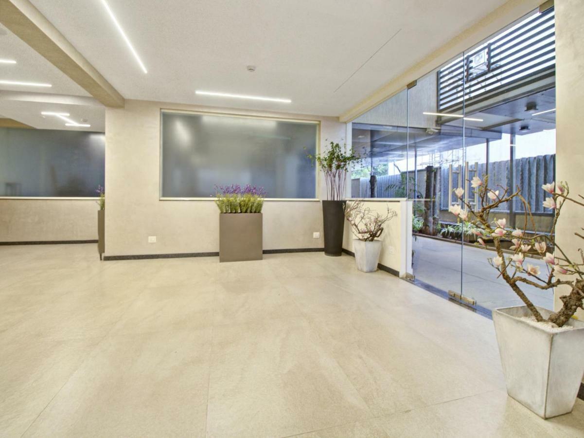 37Th Crescent Boutique Suites Бангалор Екстериор снимка